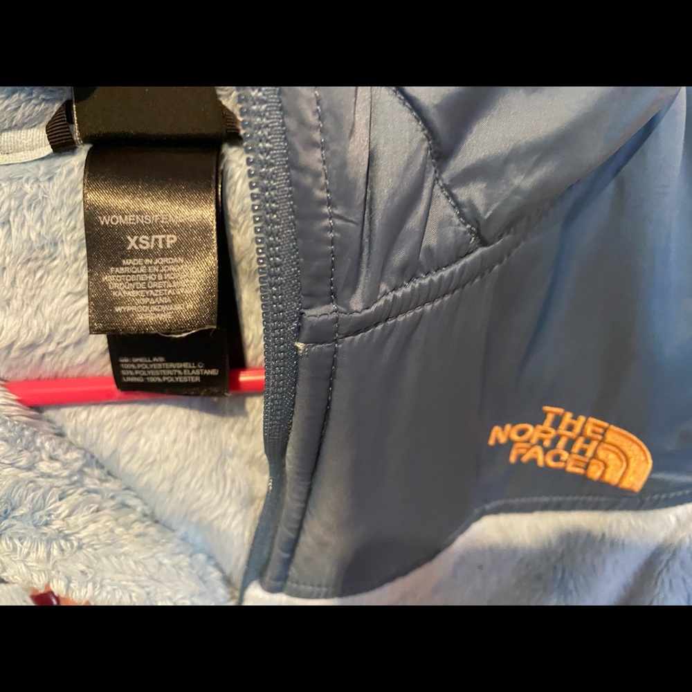 North face jacket - Picture 3 of 3